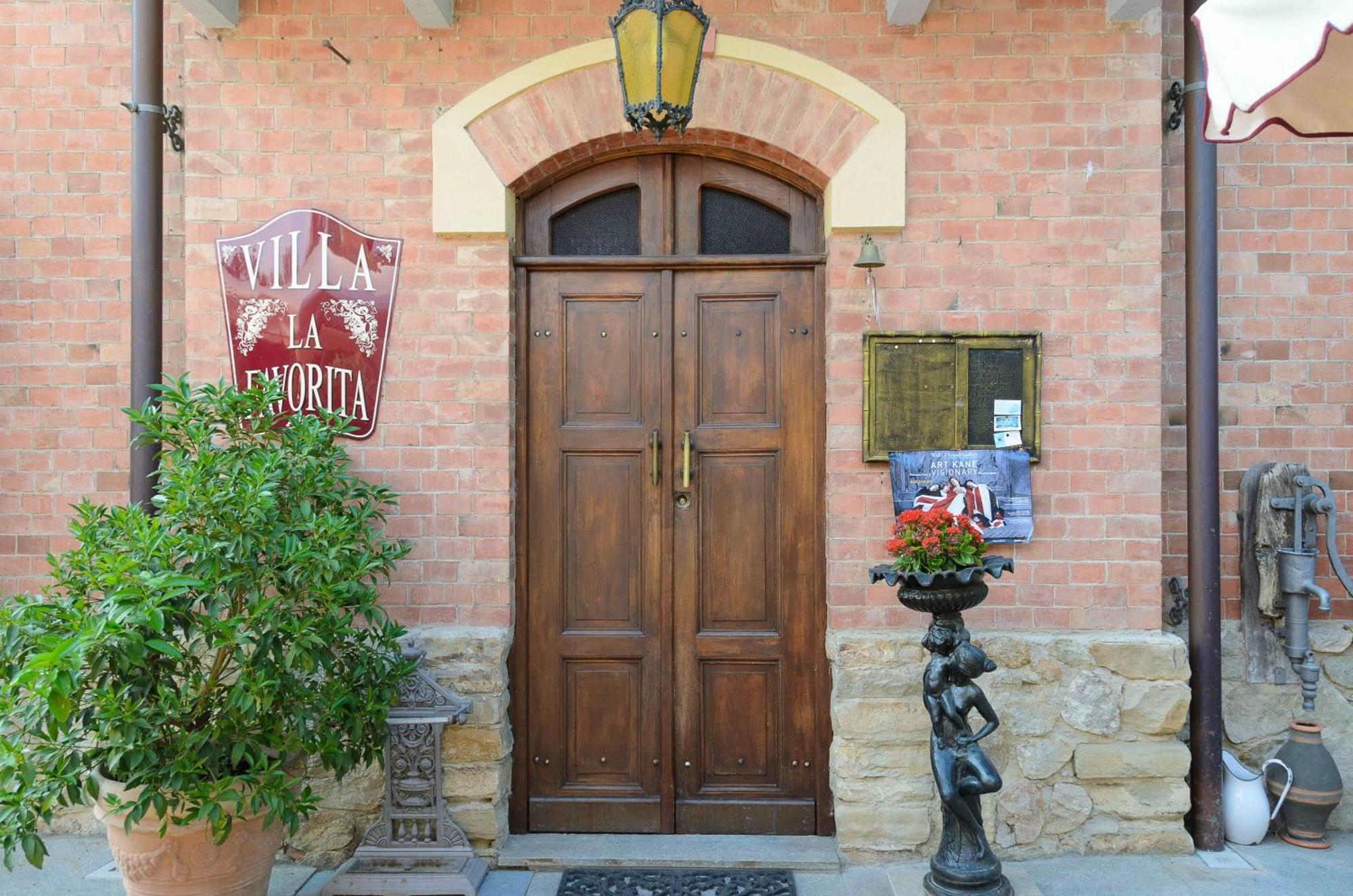 Villa La Favorita Alba Kültér fotó